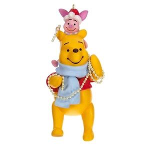 Hallmark Keepsake Ornament Disney Winnie the Pooh Trimming the Tree Together